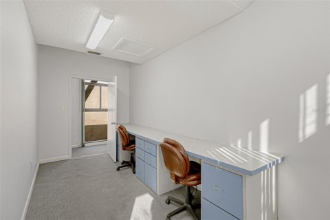 Купить коммерческую недвижимость в Коко-Бич, Флорида № 1522684 - фото 9