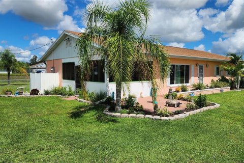 Casa en venta en Punta Gorda, Florida, 3 dormitorios, 136.01 m2 № 2388620 - foto 13