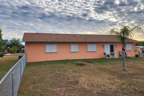 Casa en venta en Punta Gorda, Florida, 3 dormitorios, 136.01 m2 № 2388620 - foto 10