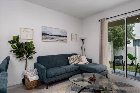 Townhouse in Palmetto, Florida 2 bedrooms, 120.49 sq.m. № 2092225 - photo 11