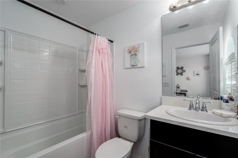 Townhouse in Palmetto, Florida 2 bedrooms, 120.49 sq.m. № 2092225 - photo 15