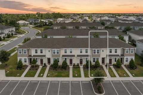 Townhouse in Palmetto, Florida 2 bedrooms, 120.49 sq.m. № 2092225 - photo 2