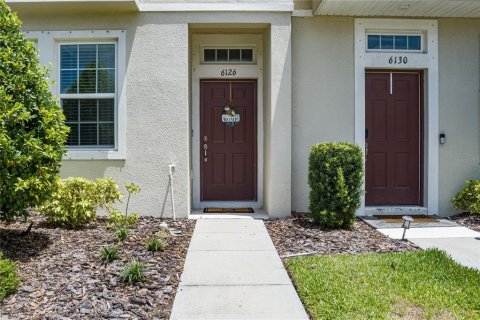 Townhouse in Palmetto, Florida 2 bedrooms, 120.49 sq.m. № 2092225 - photo 4
