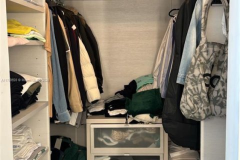 Condominio en venta en Miami, Florida, 2 dormitorios, 127.28 m2 № 1958950 - foto 5