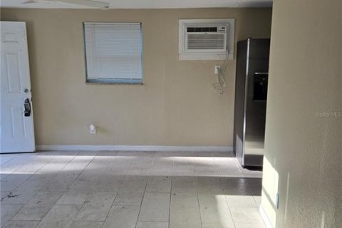Apartamento en alquiler en Tampa, Florida, 2 dormitorios, 120.4 m2 № 1906818 - foto 12