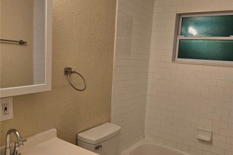 Apartamento en alquiler en Tampa, Florida, 2 dormitorios, 120.4 m2 № 1906818 - foto 9