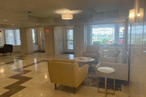 Copropriété à louer à South Palm Beach, Floride: 3 chambres, 222.97 m2 № 996269 - photo 1