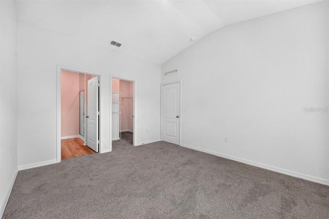 Villa ou maison à vendre à Deltona, Floride: 3 chambres, 112.04 m2 № 2306789 - photo 19
