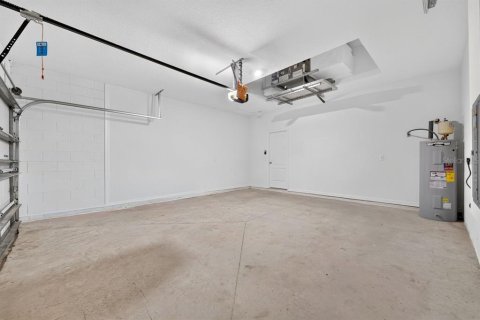 Villa ou maison à vendre à Deltona, Floride: 3 chambres, 112.04 m2 № 2306789 - photo 23