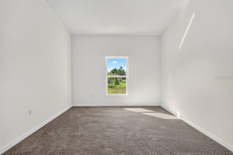 Villa ou maison à vendre à Deltona, Floride: 3 chambres, 112.04 m2 № 2306789 - photo 21