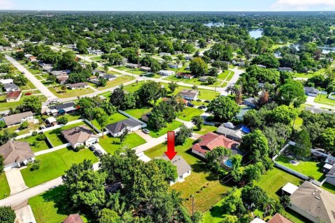 Villa ou maison à vendre à Deltona, Floride: 3 chambres, 112.04 m2 № 2306789 - photo 28