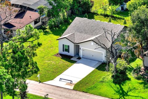 Villa ou maison à vendre à Deltona, Floride: 3 chambres, 112.04 m2 № 2306789 - photo 24