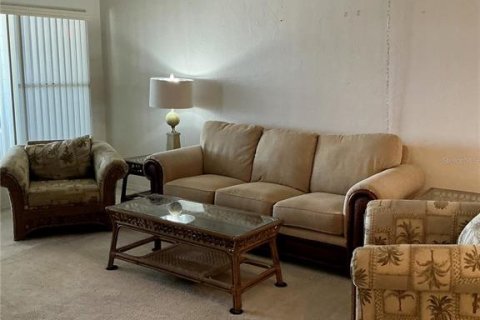 Condo in Kenneth City, Florida, 2 bedrooms  № 2093657 - photo 3