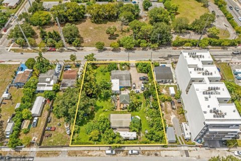 Immobilier commercial à Miami, Floride № 2038778