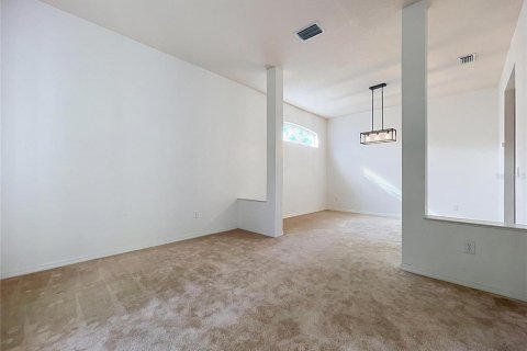 Villa ou maison à vendre à Valrico, Floride: 5 chambres, 313.27 m2 № 2321399 - photo 11