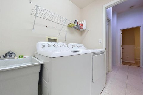 Villa ou maison à vendre à Valrico, Floride: 5 chambres, 313.27 m2 № 2321399 - photo 23