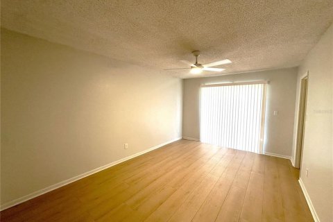 Appartement à louer à Orlando, Floride: 2 chambres, 86.49 m2 № 2430657 - photo 12