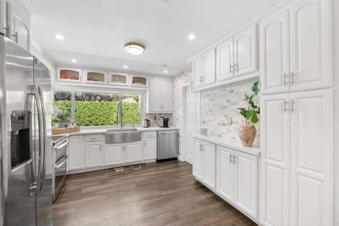 Casa en venta en Palmetto Bay, Florida, 4 dormitorios, 145.11 m2 № 2008660 - foto 4