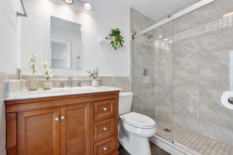 Casa en venta en Palmetto Bay, Florida, 4 dormitorios, 145.11 m2 № 2008660 - foto 10