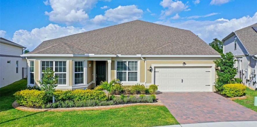 House in SERENOA LAKES in Clermont, Florida 6 bedrooms, 398.74 sq.m. № 1732850