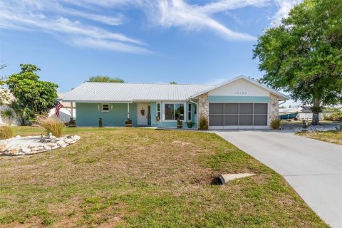 House in Englewood, Florida 3 bedrooms, 173.26 sq.m. № 2115237 - photo 2