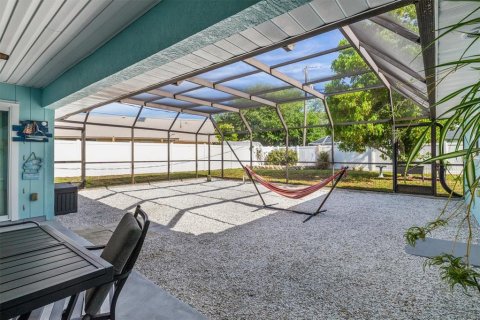 House in Englewood, Florida 3 bedrooms, 173.26 sq.m. № 2115237 - photo 5
