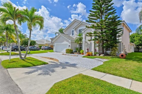 Casa en venta en Pembroke Pines, Florida, 6 dormitorios, 292.36 m2 № 1811099 - foto 4