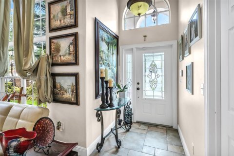 Casa en venta en Pembroke Pines, Florida, 6 dormitorios, 292.36 m2 № 1811099 - foto 7
