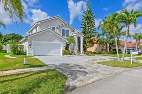 Casa en venta en Pembroke Pines, Florida, 6 dormitorios, 292.36 m2 № 1811099 - foto 3