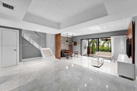 Снять в аренду кондоминиум в Авентура, Флорида 3 спальни, 220.46м2, № 1889150 - фото 4