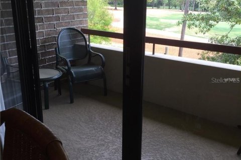 Condo in Palm Harbor, Florida, 3 rooms № 2201756 - photo 16