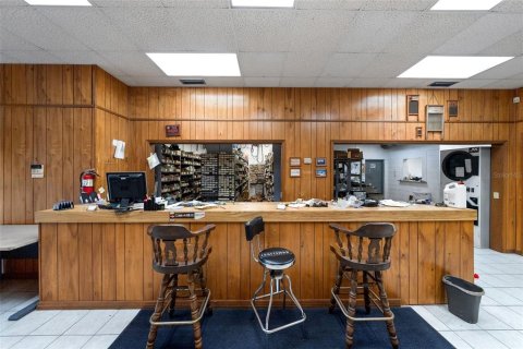 Commercial property in Saint Petersburg, Florida 1104.52 sq.m. № 1837293 - photo 15