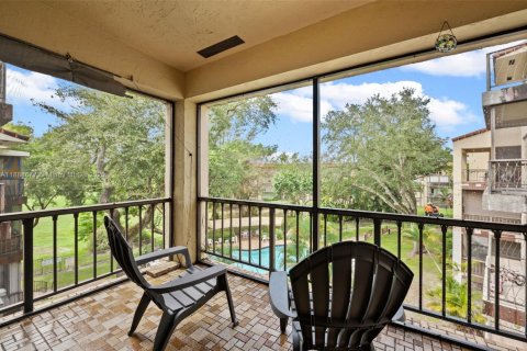 Condominio en venta en Lauderhill, Florida, 2 dormitorios, 93.37 m2 № 1941538 - foto 23