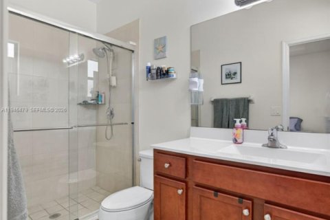 House in Homestead, Florida 2 bedrooms, 132.11 sq.m. № 2002784 - photo 15