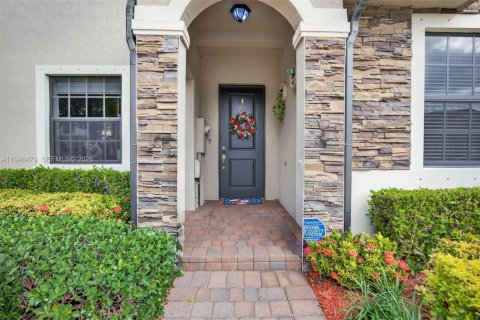 House in Homestead, Florida 2 bedrooms, 132.11 sq.m. № 2002784 - photo 3