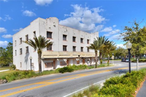 Commercial property in Auburndale, Florida 1972.87 sq.m. № 1849930 - photo 6