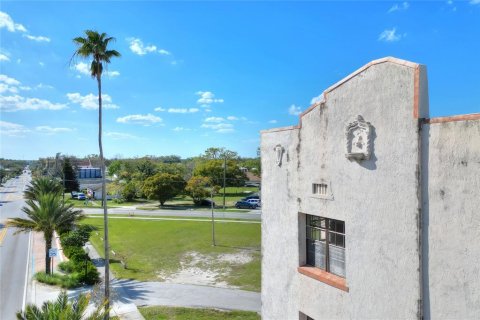 Commercial property in Auburndale, Florida 1972.87 sq.m. № 1849930 - photo 19
