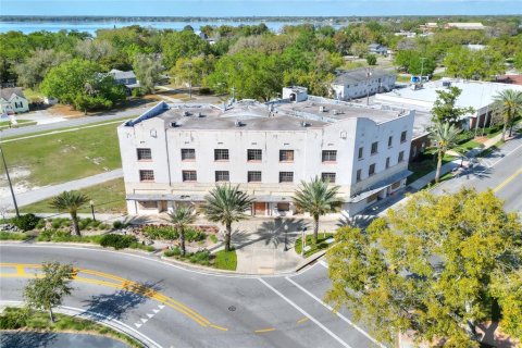 Commercial property in Auburndale, Florida 1972.87 sq.m. № 1849930 - photo 2
