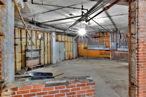 Commercial property in Auburndale, Florida 1972.87 sq.m. № 1849930 - photo 28