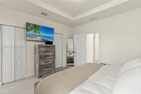 Adosado en venta en Hialeah, Florida, 3 dormitorios, 138.05 m2 № 2029577 - foto 23