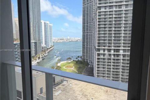 Condo in Miami, Florida, 1 bedroom  № 2064382 - photo 26