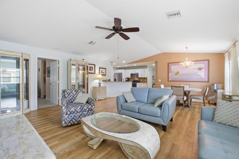 Casa en venta en Port St. Lucie, Florida, 2 dormitorios, 131.64 m2 № 2153837 - foto 12