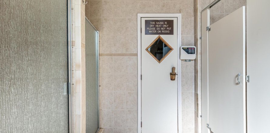 Condo in Hallandale Beach, Florida, 2 bedrooms  № 1075901