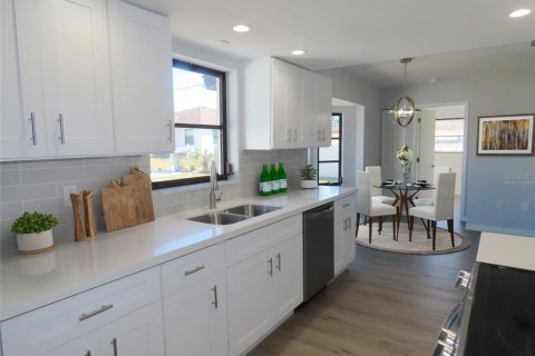 Villa ou maison à vendre à Venice, Floride: 2 chambres, 142.14 m2 № 1586398 - photo 7