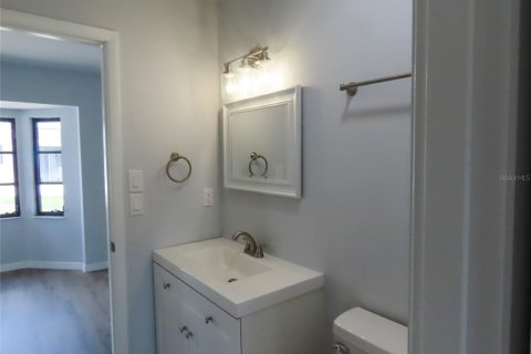 Villa ou maison à vendre à Venice, Floride: 2 chambres, 142.14 m2 № 1586398 - photo 18