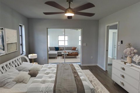 Villa ou maison à vendre à Venice, Floride: 2 chambres, 142.14 m2 № 1586398 - photo 11