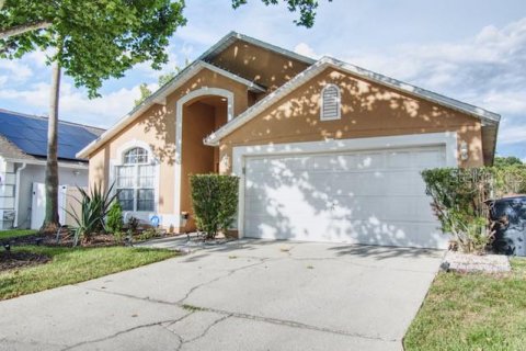 House in Davenport, Florida 4 bedrooms, 180.23 sq.m. № 2237567