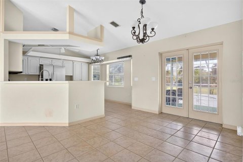 Villa ou maison à vendre à Punta Gorda, Floride: 3 chambres, 132.48 m2 № 2423715 - photo 9