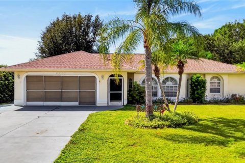 Villa ou maison à Punta Gorda, Floride 3 chambres, 132.48 m2 № 2423715