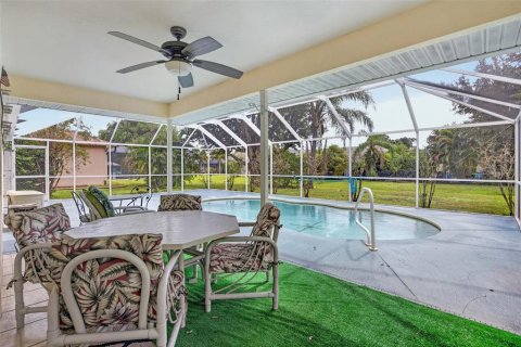 Villa ou maison à vendre à Punta Gorda, Floride: 3 chambres, 132.48 m2 № 2423715 - photo 25